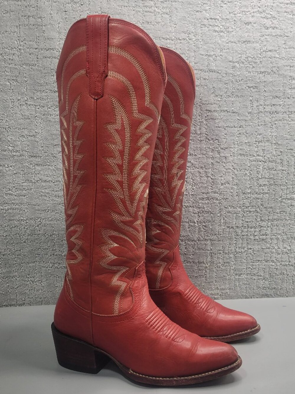 Tecovas The Abby Women's Size US 7.5B Crimson Cowhide Cowgirl Boots. - Picture 8 of 12